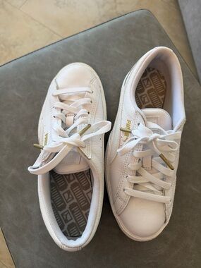 Puma White Low-Top Sneakers with Gold Accents
